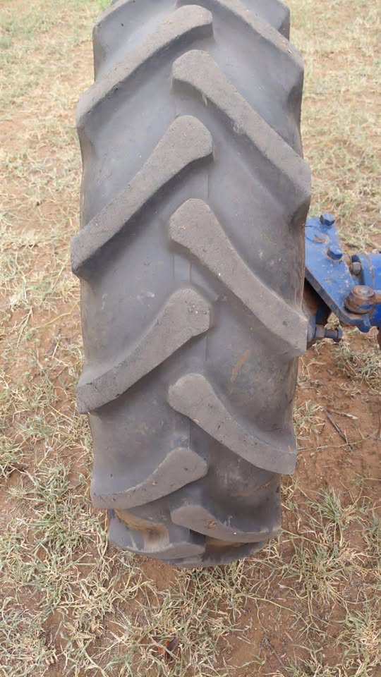 Ford 7600 4x4 Farming Tractor for Sale