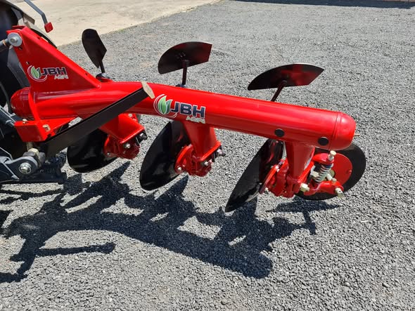 New Mounted Disc Ploughs