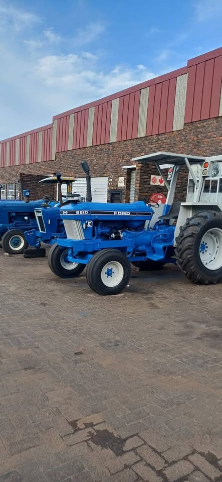 Ford 6610 Tractor with Power Steering