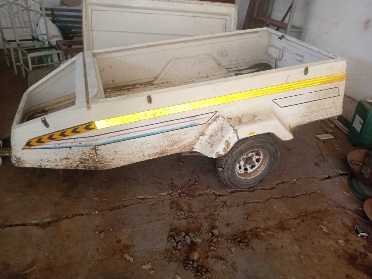 6ft Fiberglass Venter Trailer