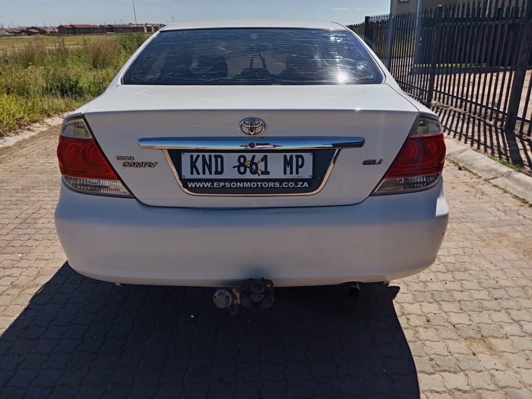 Toyota Camry GLI