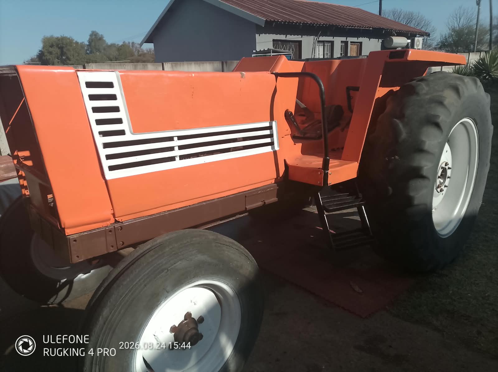 Fiat 780 tractor